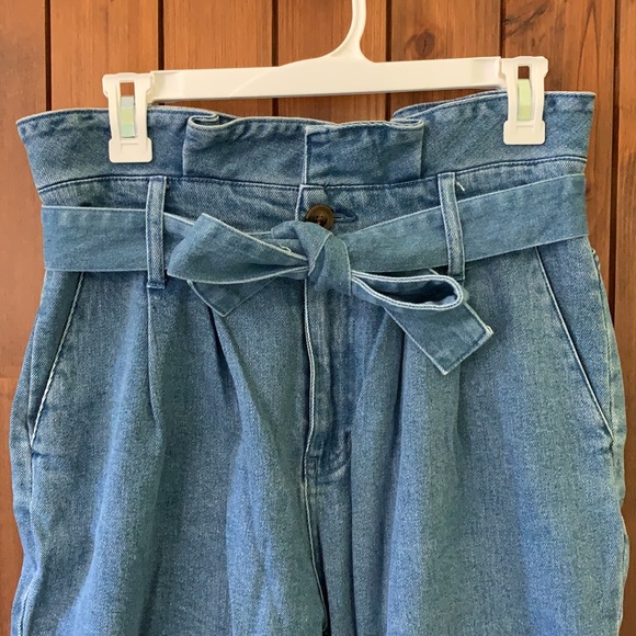Target paper bag/mom jeans - Picture 4 of 6